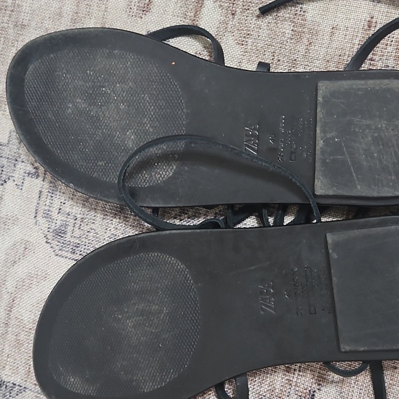 Zara Elegant Black Lace-Up Sandals - Picture 3 of 4